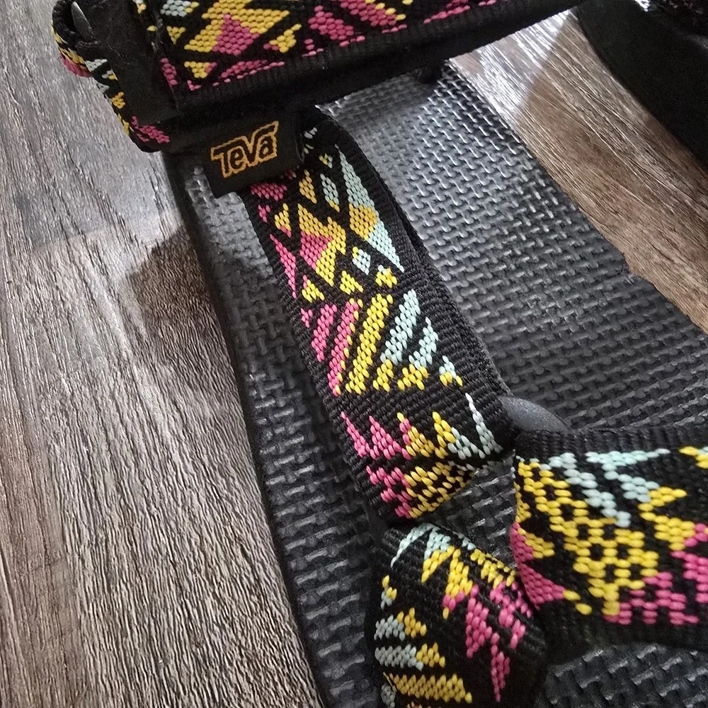 Teva Women's Size 9  Original Universal Sport Multicolor Sandals Boho Gorpcore